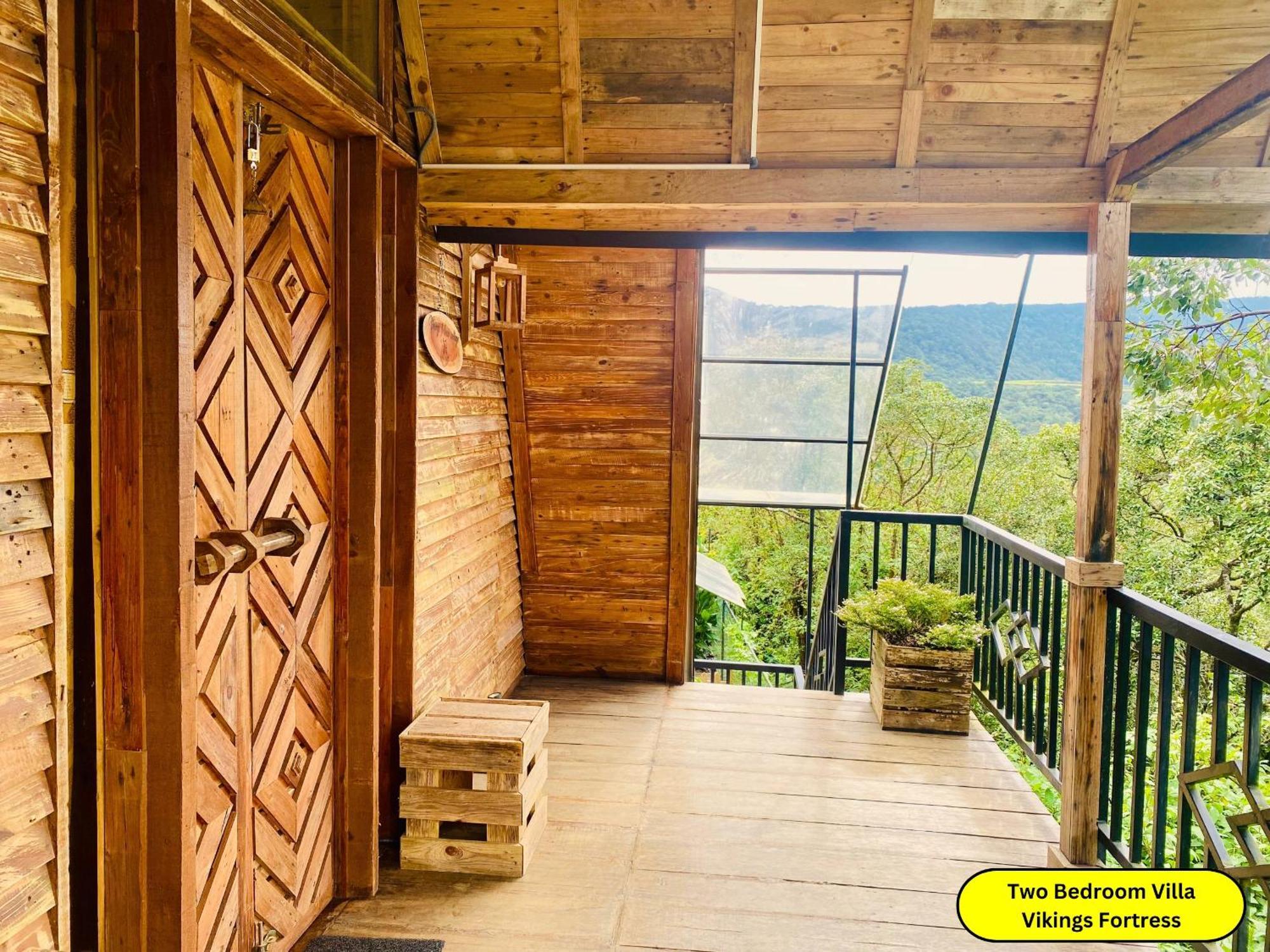 Hunters Wood Cabins Нувара Елия Екстериор снимка