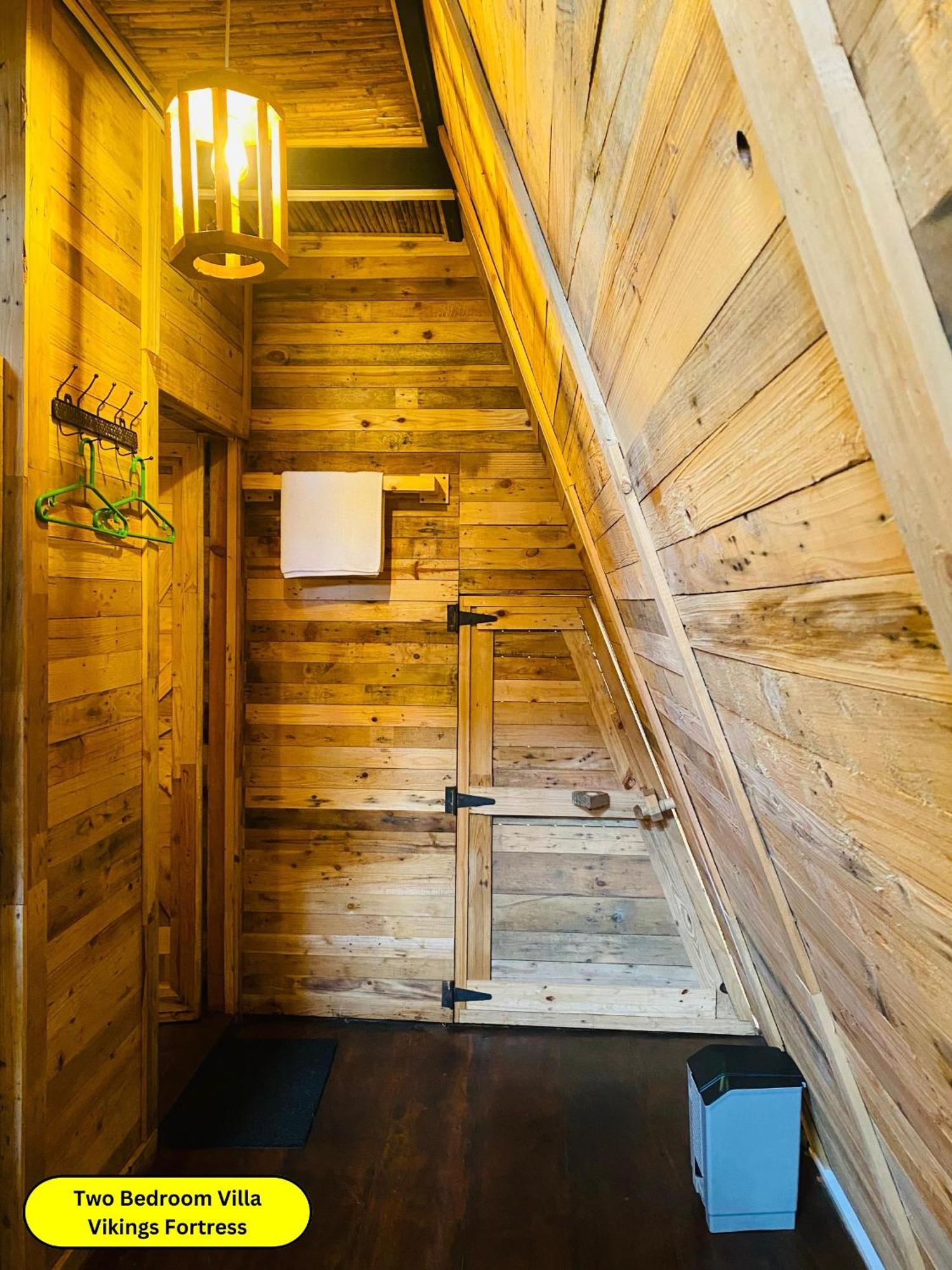 Hunters Wood Cabins Нувара Елия Екстериор снимка